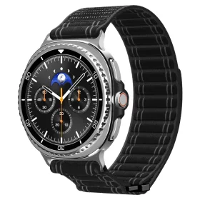   Spigen WBF0 Samsung Galaxy Watch 8 / Watch 8 Classic (40/44/46mm) szíj, fekete